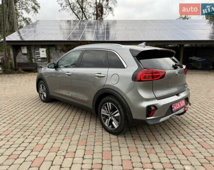 Киа Niro 2020 в Калуше на Automoto.ua Серый Киа Niro, объемом двигателя 1.58 л и пробегом 102 тыс. км за 19600 $, фото 21 на Automoto.ua