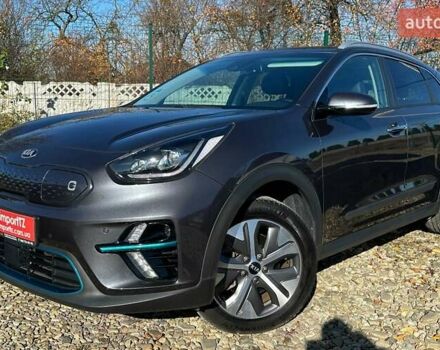 Сірий Кіа Niro, об'ємом двигуна 0 л та пробігом 58 тис. км за 23400 $, фото 19 на Automoto.ua