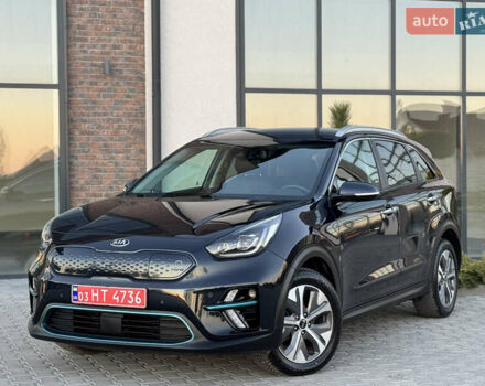 Серый Киа Niro, объемом двигателя 0 л и пробегом 142 тыс. км за 17700 $, фото 1 на Automoto.ua