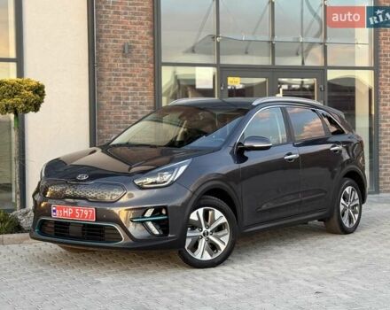 Сірий Кіа Niro, об'ємом двигуна 0 л та пробігом 135 тис. км за 17500 $, фото 6 на Automoto.ua
