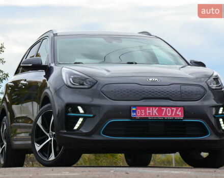 Серый Киа Niro, объемом двигателя 0 л и пробегом 77 тыс. км за 19950 $, фото 23 на Automoto.ua