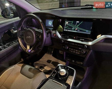Серый Киа Niro, объемом двигателя 0 л и пробегом 116 тыс. км за 17999 $, фото 19 на Automoto.ua