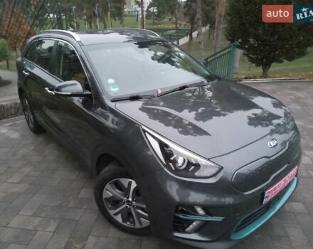 Киа Niro 2020 в Ирпене на Automoto.ua Серый Киа Niro, объемом двигателя 0 л и пробегом 99 тыс. км за 20490 $, фото 3 на Automoto.ua