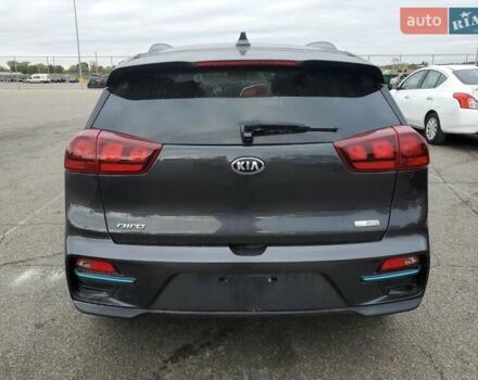Серый Киа Niro, объемом двигателя 1.58 л и пробегом 51 тыс. км за 3000 $, фото 5 на Automoto.ua