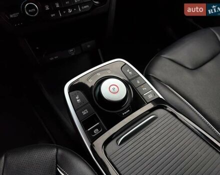 Сірий Кіа Niro, об'ємом двигуна 0 л та пробігом 71 тис. км за 21999 $, фото 52 на Automoto.ua