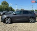 Сірий Кіа Niro, об'ємом двигуна 0 л та пробігом 76 тис. км за 21700 $, фото 4 на Automoto.ua