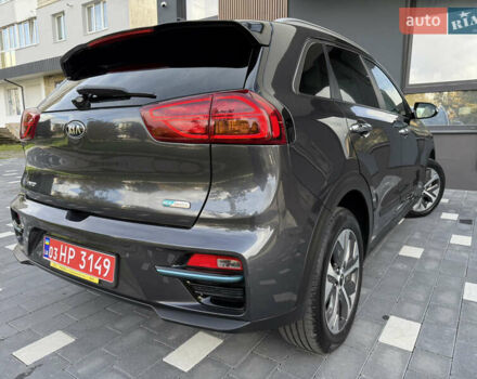 Сірий Кіа Niro, об'ємом двигуна 0 л та пробігом 70 тис. км за 19999 $, фото 37 на Automoto.ua