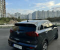 Серый Киа Niro, объемом двигателя 0 л и пробегом 93 тыс. км за 22500 $, фото 2 на Automoto.ua