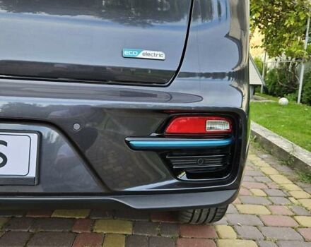Сірий Кіа Niro, об'ємом двигуна 0 л та пробігом 136 тис. км за 19200 $, фото 10 на Automoto.ua