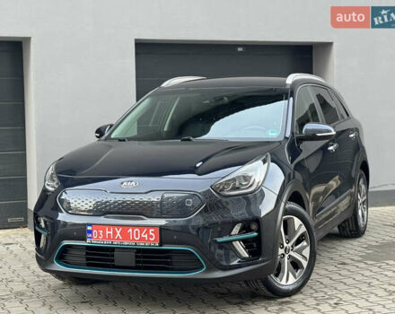 Серый Киа Niro, объемом двигателя 0 л и пробегом 156 тыс. км за 18500 $, фото 9 на Automoto.ua