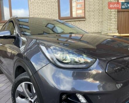 Серый Киа Niro, объемом двигателя 0 л и пробегом 125 тыс. км за 19250 $, фото 12 на Automoto.ua