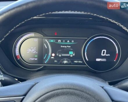 Серый Киа Niro, объемом двигателя 0 л и пробегом 142 тыс. км за 18900 $, фото 17 на Automoto.ua