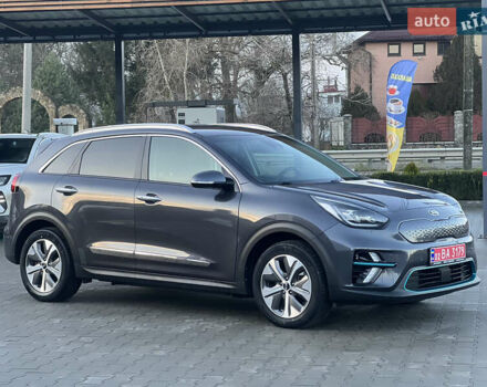Серый Киа Niro, объемом двигателя 0 л и пробегом 133 тыс. км за 19500 $, фото 8 на Automoto.ua