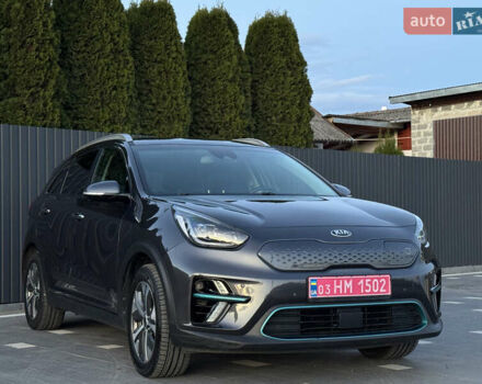 Серый Киа Niro, объемом двигателя 0 л и пробегом 112 тыс. км за 20300 $, фото 4 на Automoto.ua
