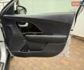 Сірий Кіа Niro, об'ємом двигуна 0 л та пробігом 71 тис. км за 21999 $, фото 73 на Automoto.ua