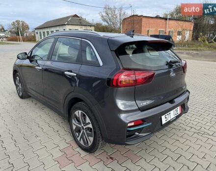 Серый Киа Niro, объемом двигателя 0 л и пробегом 149 тыс. км за 18200 $, фото 16 на Automoto.ua