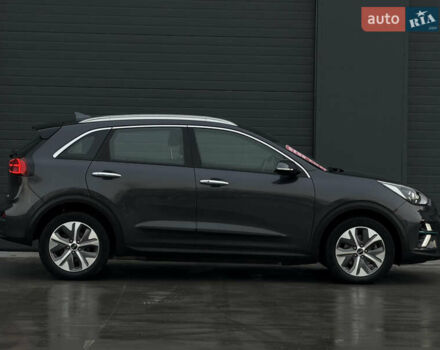 Серый Киа Niro, объемом двигателя 0 л и пробегом 164 тыс. км за 17550 $, фото 14 на Automoto.ua