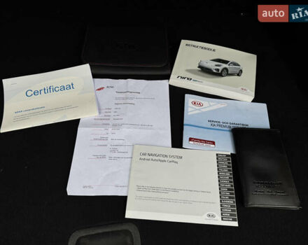 Серый Киа Niro, объемом двигателя 0 л и пробегом 142 тыс. км за 17700 $, фото 69 на Automoto.ua