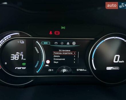 Сірий Кіа Niro, об'ємом двигуна 0 л та пробігом 97 тис. км за 22600 $, фото 31 на Automoto.ua