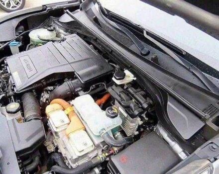 Серый Киа Niro, объемом двигателя 0 л и пробегом 44 тыс. км за 17500 $, фото 14 на Automoto.ua