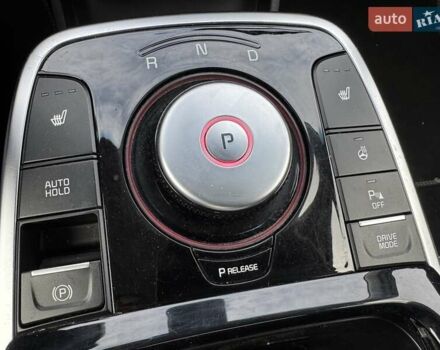 Серый Киа Niro, объемом двигателя 0 л и пробегом 149 тыс. км за 18200 $, фото 18 на Automoto.ua