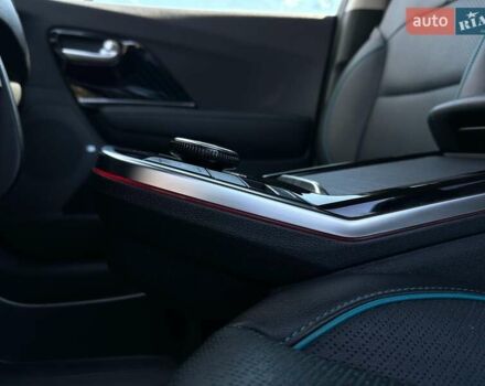 Серый Киа Niro, объемом двигателя 0 л и пробегом 97 тыс. км за 23200 $, фото 53 на Automoto.ua