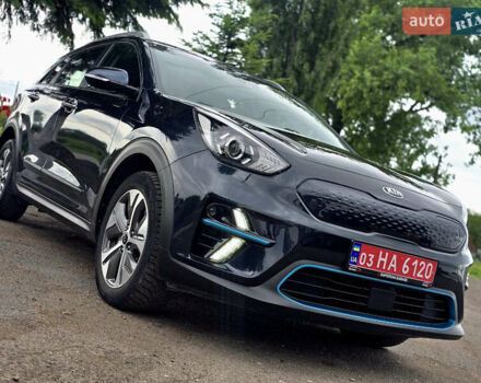 Серый Киа Niro, объемом двигателя 0 л и пробегом 96 тыс. км за 19500 $, фото 13 на Automoto.ua