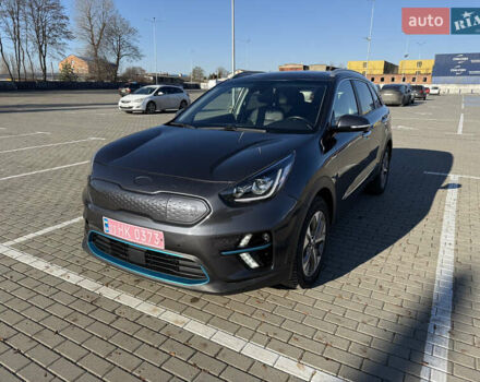 Сірий Кіа Niro, об'ємом двигуна 0 л та пробігом 87 тис. км за 18500 $, фото 30 на Automoto.ua
