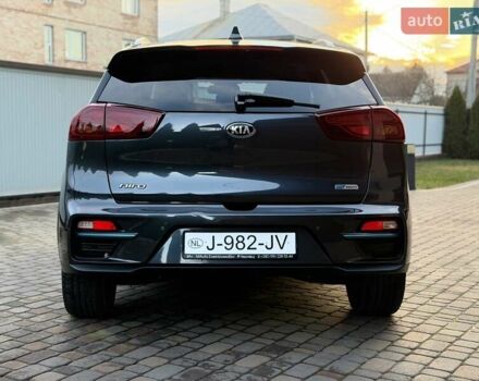 Сірий Кіа Niro, об'ємом двигуна 0 л та пробігом 118 тис. км за 20499 $, фото 14 на Automoto.ua