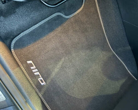 Серый Киа Niro, объемом двигателя 0 л и пробегом 165 тыс. км за 18000 $, фото 89 на Automoto.ua