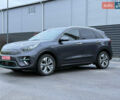 Серый Киа Niro, объемом двигателя 0 л и пробегом 165 тыс. км за 18000 $, фото 3 на Automoto.ua