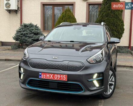 Серый Киа Niro, объемом двигателя 0 л и пробегом 158 тыс. км за 17750 $, фото 4 на Automoto.ua