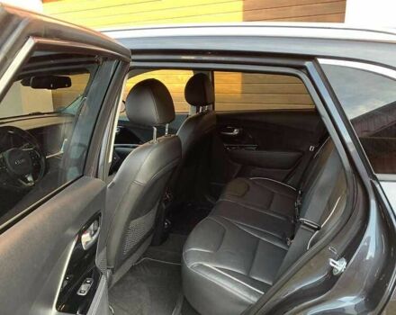 Серый Киа Niro, объемом двигателя 0 л и пробегом 118 тыс. км за 15900 $, фото 15 на Automoto.ua
