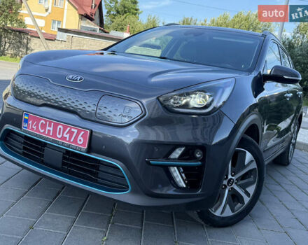 Серый Киа Niro, объемом двигателя 0 л и пробегом 85 тыс. км за 18999 $, фото 7 на Automoto.ua