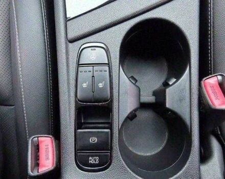 Серый Киа Niro, объемом двигателя 0 л и пробегом 44 тыс. км за 17500 $, фото 8 на Automoto.ua