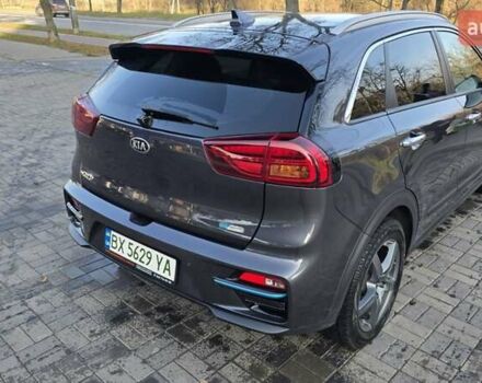 Серый Киа Niro, объемом двигателя 0 л и пробегом 83 тыс. км за 25100 $, фото 7 на Automoto.ua