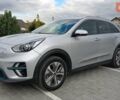 Серый Киа Niro, объемом двигателя 0 л и пробегом 82 тыс. км за 19500 $, фото 3 на Automoto.ua