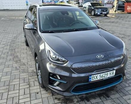 Серый Киа Niro, объемом двигателя 0 л и пробегом 83 тыс. км за 25100 $, фото 4 на Automoto.ua