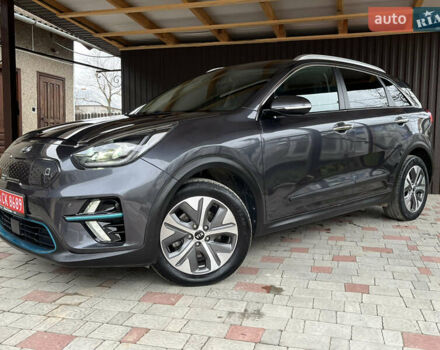 Серый Киа Niro, объемом двигателя 0 л и пробегом 127 тыс. км за 19750 $, фото 7 на Automoto.ua