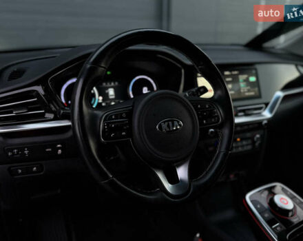 Серый Киа Niro, объемом двигателя 0 л и пробегом 164 тыс. км за 17550 $, фото 38 на Automoto.ua