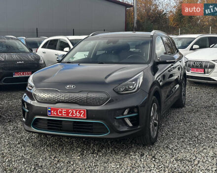 Серый Киа Niro, объемом двигателя 0 л и пробегом 112 тыс. км за 20800 $, фото 3 на Automoto.ua