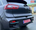 Серый Киа Niro, объемом двигателя 0 л и пробегом 165 тыс. км за 18000 $, фото 29 на Automoto.ua