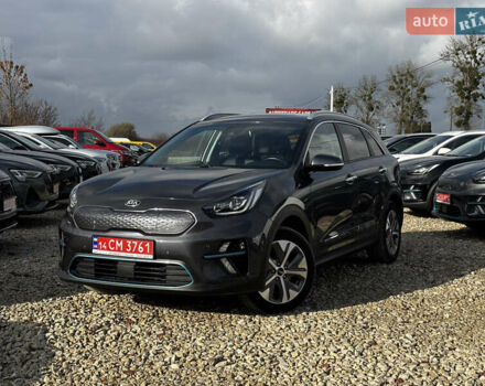 Серый Киа Niro, объемом двигателя 0 л и пробегом 110 тыс. км за 21200 $, фото 3 на Automoto.ua