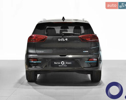 Серый Киа Niro, объемом двигателя 0 л и пробегом 146 тыс. км за 20747 $, фото 6 на Automoto.ua