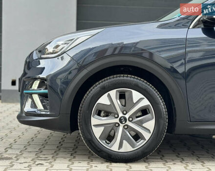 Серый Киа Niro, объемом двигателя 0 л и пробегом 156 тыс. км за 18500 $, фото 32 на Automoto.ua