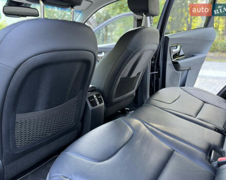 Сірий Кіа Niro, об'ємом двигуна 0 л та пробігом 144 тис. км за 18200 $, фото 57 на Automoto.ua