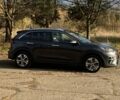 Сірий Кіа Niro, об'ємом двигуна 0 л та пробігом 128 тис. км за 18950 $, фото 7 на Automoto.ua