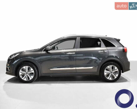 Серый Киа Niro, объемом двигателя 0 л и пробегом 146 тыс. км за 20747 $, фото 4 на Automoto.ua