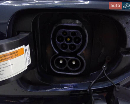 Серый Киа Niro, объемом двигателя 0 л и пробегом 108 тыс. км за 19900 $, фото 17 на Automoto.ua