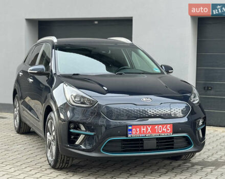 Серый Киа Niro, объемом двигателя 0 л и пробегом 156 тыс. км за 18500 $, фото 12 на Automoto.ua